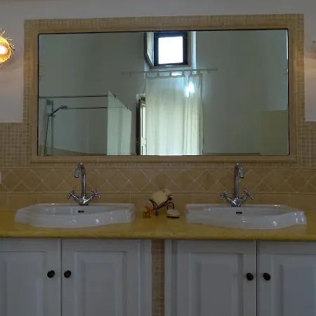 Mescia Marina ベッド・アンド・ブレックファスト 3*