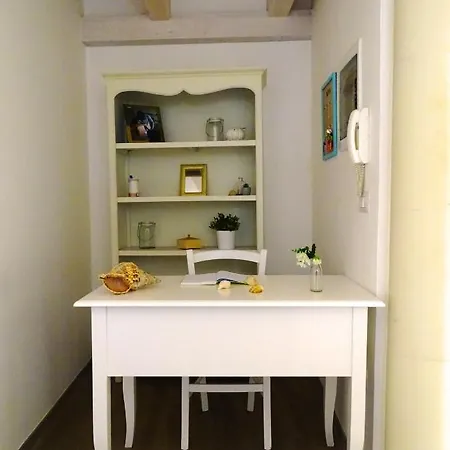 Mescia Marina 住宿加早餐酒店 *